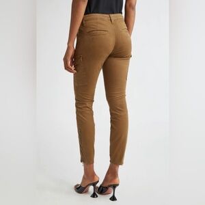 NWOT— L’AGENCE Patton Skinny Stretch Cotton Cargo Pants